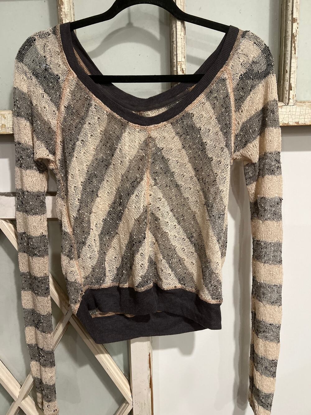 We The Free Free People size small chevron sweater top